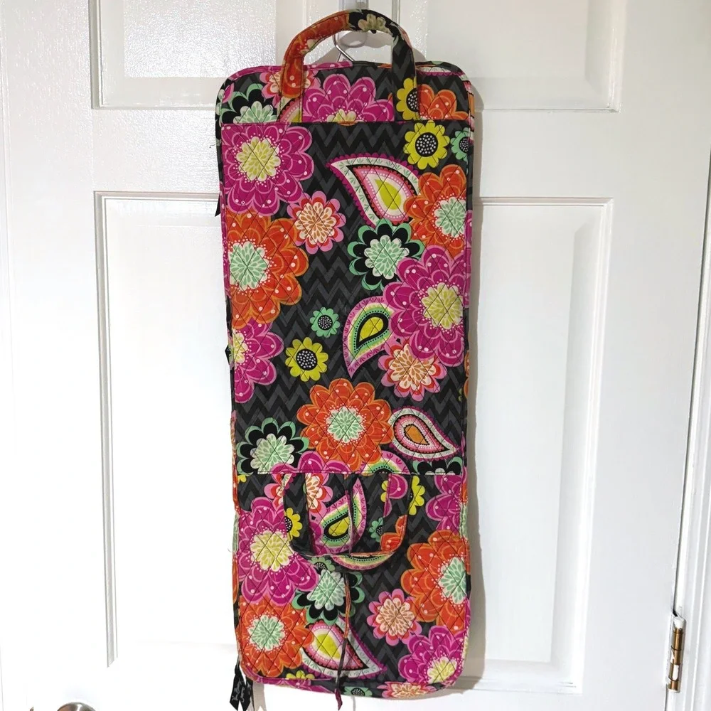Vera Bradley Floral Nightingale Hanging Travel Organizer Quilted Toiletry Bag